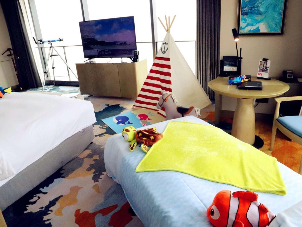 Pullman Zhoushan Seaview Bagian luar foto